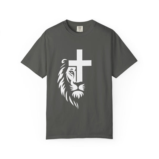Faith-Inspired Lion T-Shirt, Christian Apparel, Unisex Tee, Spiritual Gift, Casual Wear, Unique Religious Shirt